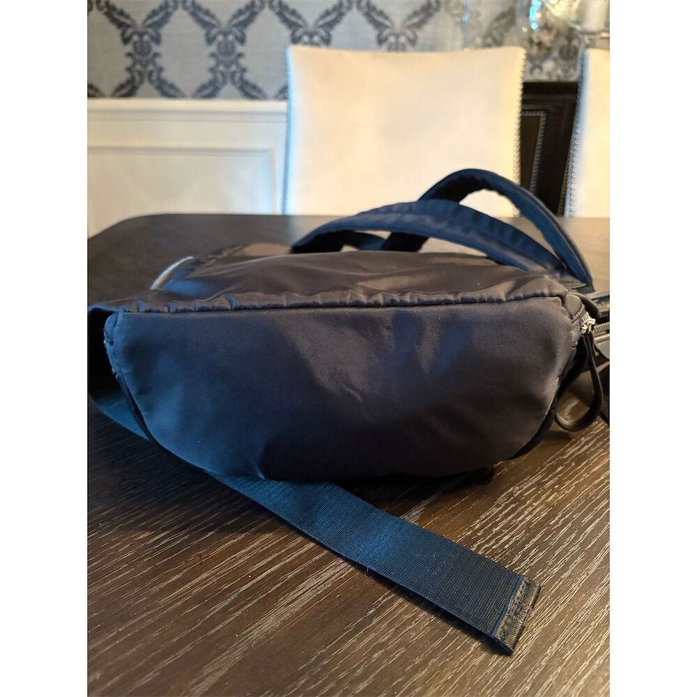 Steve Madden‎ Unisex Black Nylon Backpack with Multiple Pockets - Picture 6 of 8